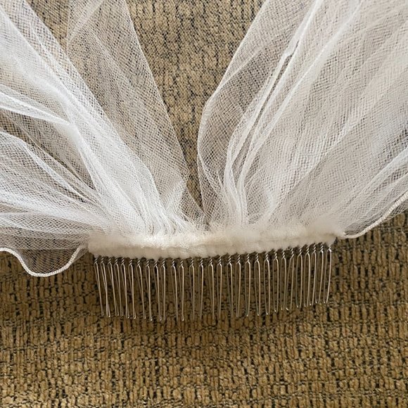 Cathedral Lace Wedding Veil - Picture 2 of 9